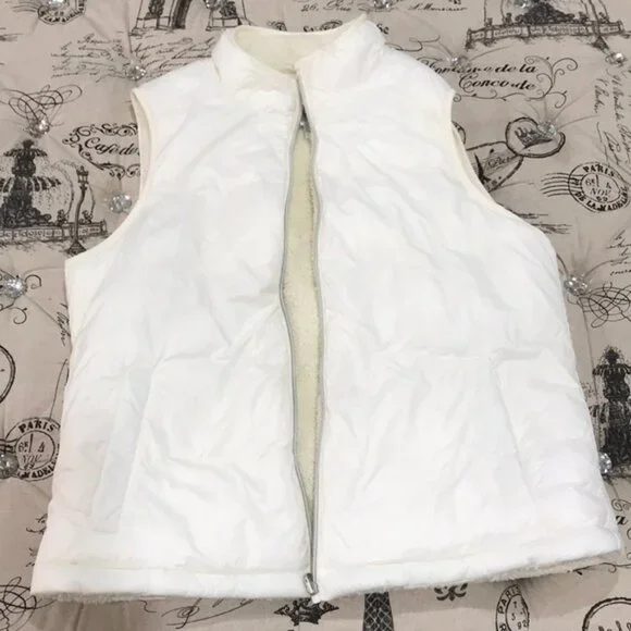 Core Life Reversible Zip-Front Vest - Picture 5 of 7